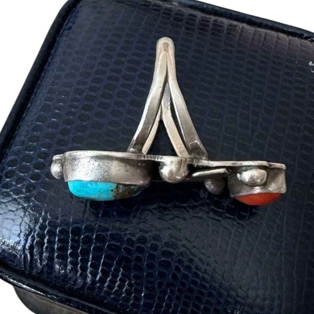 Vintage Turquoise & Coral Sterling Silver Ring - Size 5.5